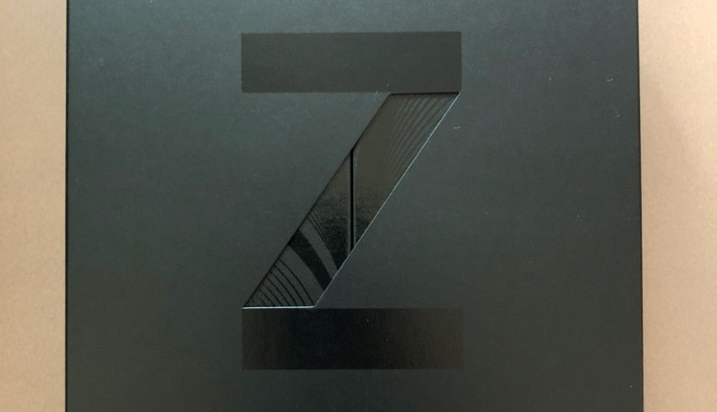 [Stuff] Galaxy Z Fold2 - Box